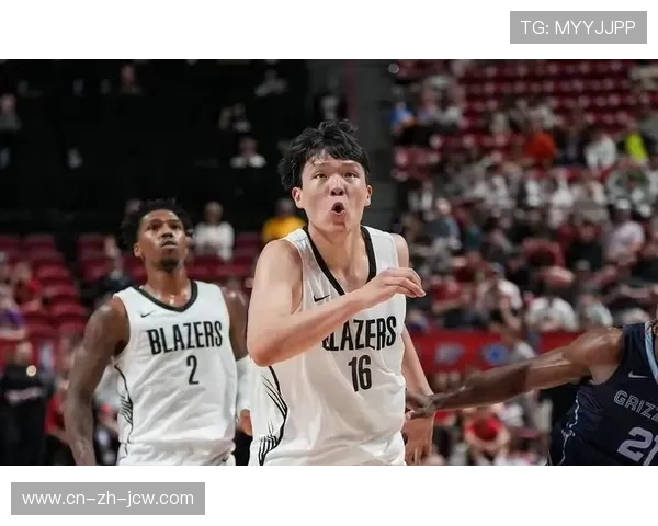 杨瀚森防守站位更加清晰护框表现稳健显著提升 杨瀚森防守站位更加清晰护框表现稳健显著提升